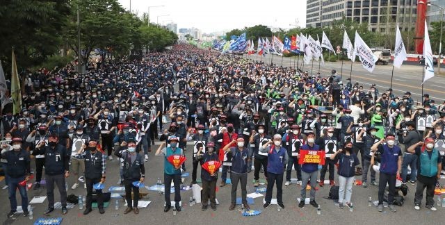 경찰, 민주노총지도부에 구속영장신청