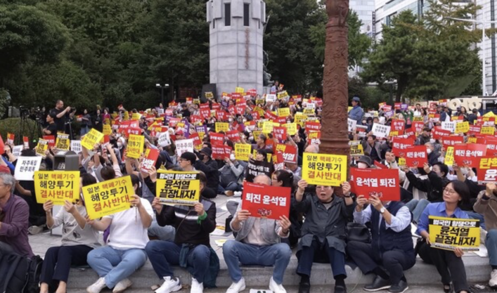 정의구현사제단시국기도회 부산 일본영사관앞 시작 … 〈더는 숨을 쉴수가 없다〉