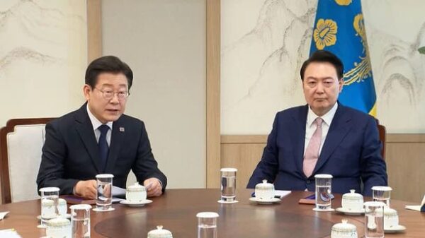윤석열정부 첫 영수회담 … 민주당 〈향후 국정이 우려〉
