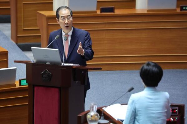 한덕수 〈〈응급실뺑뺑이〉사망은 〈가짜뉴스〉〉 망발