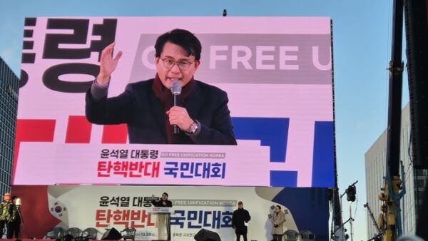 지지율하락 국민의힘내부 〈극우화 못 벗어나면 대선 필패〉